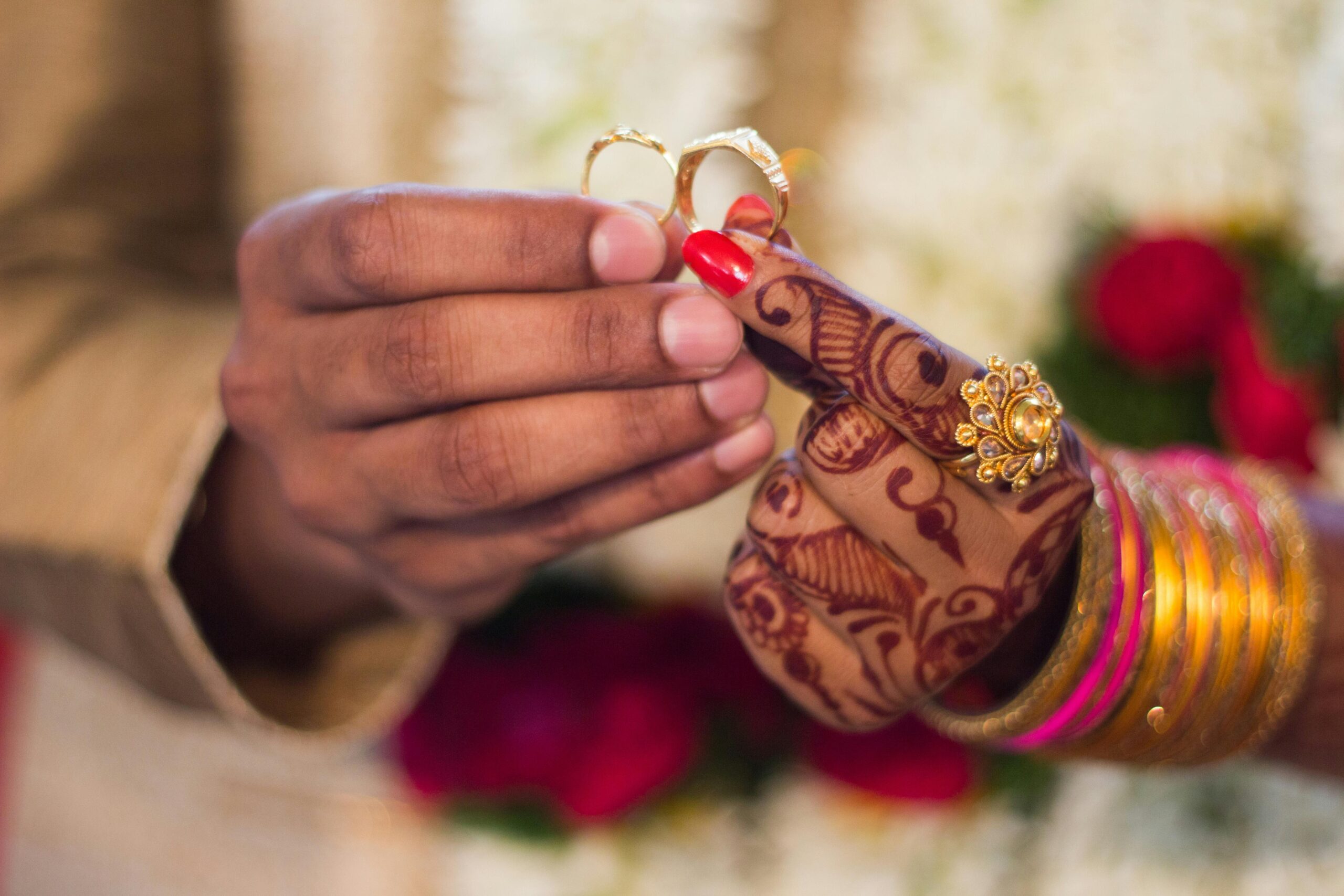 Are you the bride-to-be in 2025 or just scrolling casually? A wedding is a golden moment in everyone’s life. Proper planning is needed to make this big event memorable and well-organised. Often, rush and confusion during wedding shopping increase financial strain or cause mishandling of important things. Therefore, if proper planning is done before starting the shopping, the wedding can be joyful, peaceful, and within budget. Keep the following wedding planning tips in mind for your wedding in 2025.